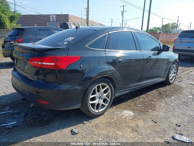 Ford FOCUS SE 2015 1FADP3F28FL299385 Image 4