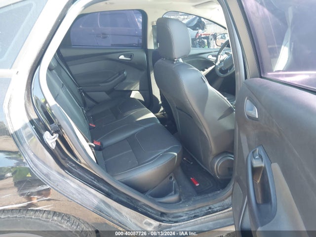 Ford FOCUS SE 2015 1FADP3F28FL299385 Image 8