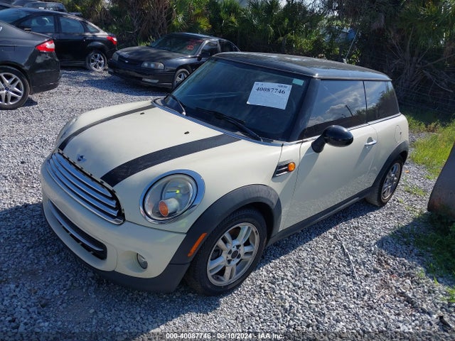 2013 MINI HARDTOP WMWSU3C54DT686714 Photo 1