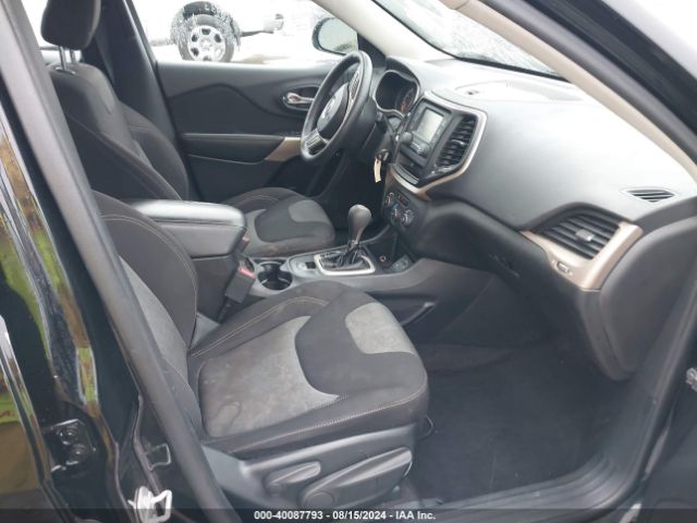 1C4PJLABXHD231134 Jeep Cherokee Sport Fwd
