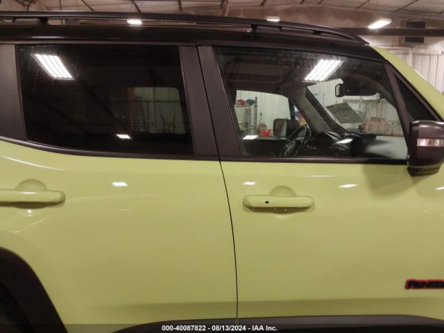 ZACCJBCB1JPH28215 Jeep Renegade Trailhawk 4x4