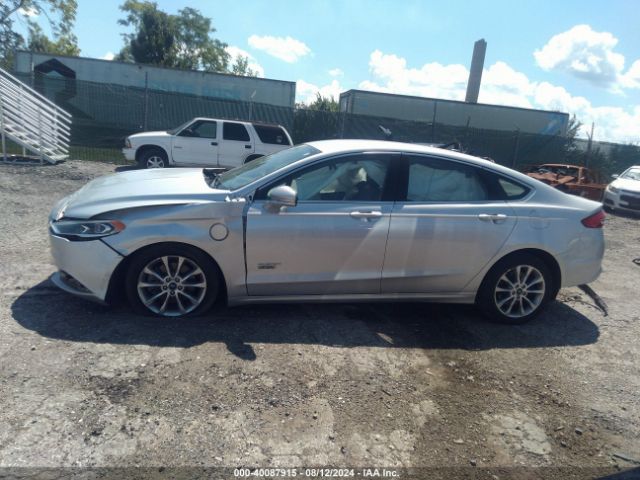 3FA6P0PU4JR222658 Ford Fusion Energi Se Luxury