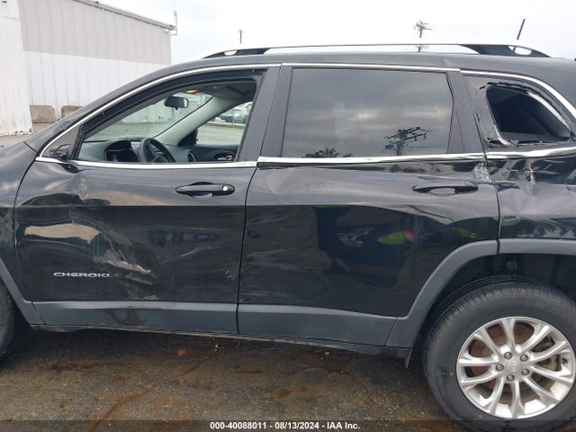 1C4PJMCB2KD237536 Jeep Cherokee Latitude 4x4