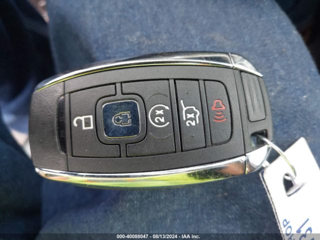 5LMTJ3DH3KUL39772 Lincoln Mkc Reserve