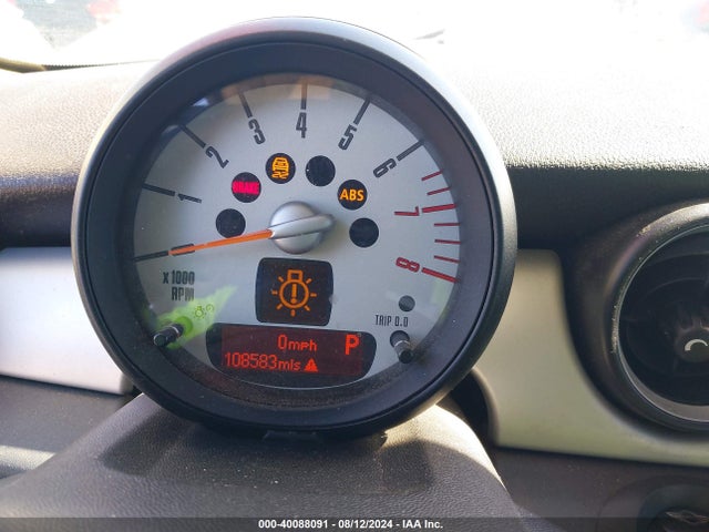 2011 MINI COOPER WMWSU3C53BT095349 Photo 6