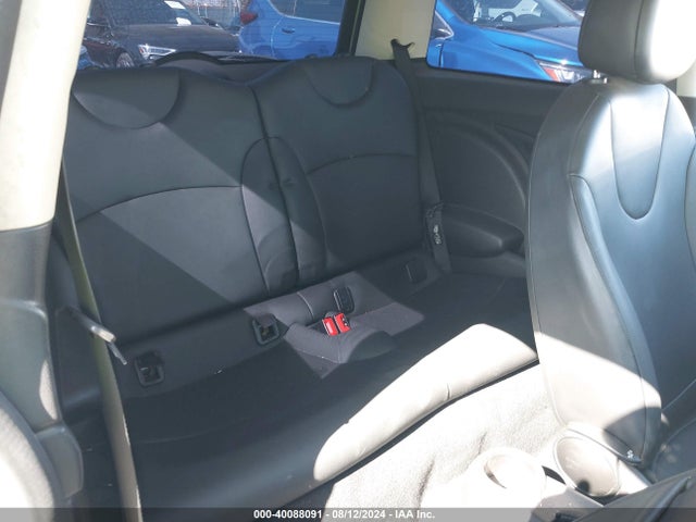 2011 MINI COOPER WMWSU3C53BT095349 Photo 7