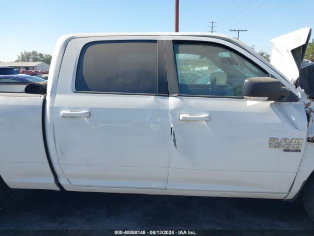 1C6RR6TT3KS572040 RAM 1500 Classic Big Horn  4x2 6'4 Box