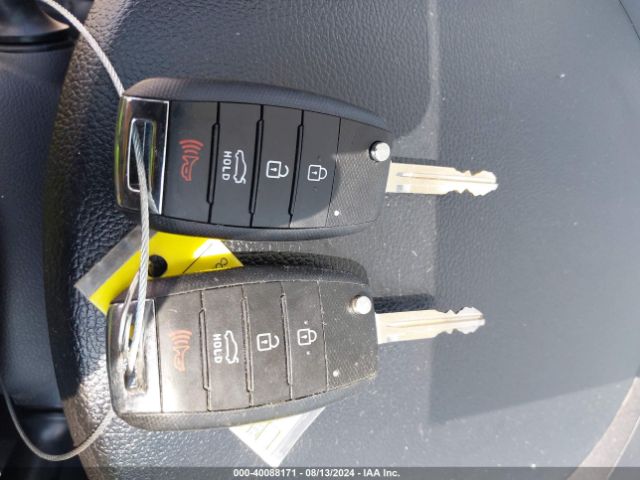 3KPFK4A77JE192985 KIA FORTE LX