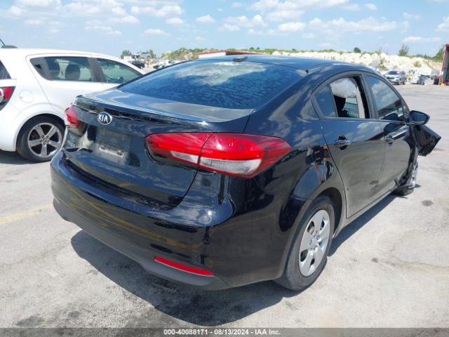 3KPFK4A77JE192985 KIA FORTE LX