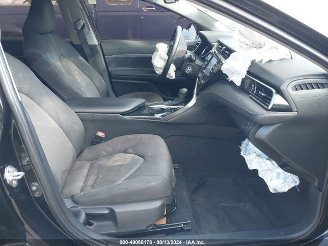 Toyota CAMRY LE 2020 4T1C11AK2LU328187 Image 5