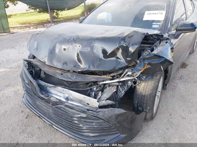 Toyota CAMRY LE 2020 4T1C11AK2LU328187 Image 6