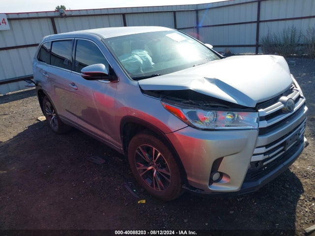 Toyota Highlander Le Plus 2017 5TDBZRFH8HS363185 Image 13