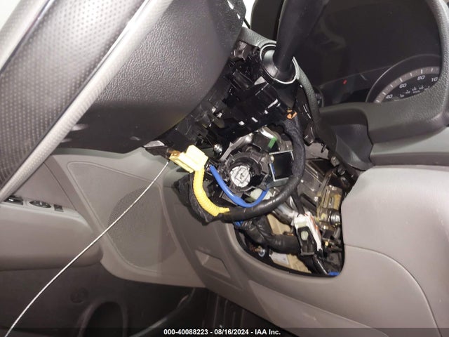 5NPD74LF8JH350033 Hyundai ELANTRA SE