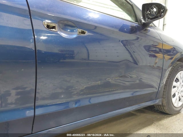 5NPD74LF8JH350033 Hyundai ELANTRA SE
