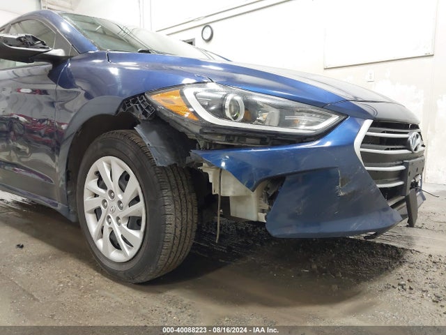 5NPD74LF8JH350033 Hyundai ELANTRA SE