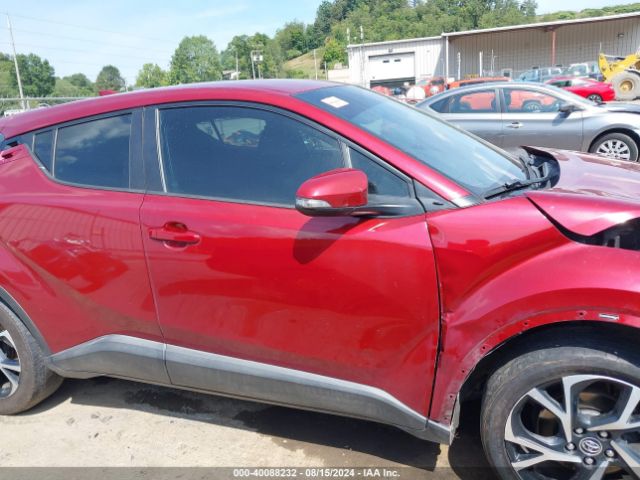 NMTKHMBX8JR024465 Toyota C-HR XLE