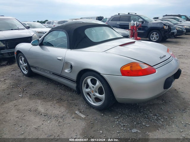 2000 PORSCHE BOXSTER WP0CA2983YU628363 Photo 2