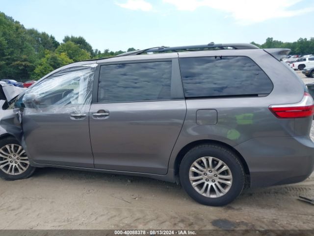 5TDYK3DCXGS713725 Toyota Sienna Xle 8 Passenger
