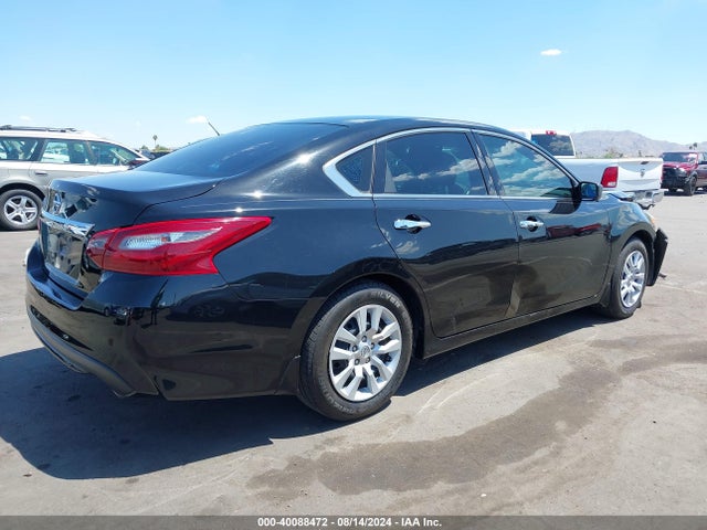 Nissan Altima 2.5 S 2018 1N4AL3AP3JC477794 Image 4