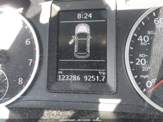 WVGAV7AXXFW615408 Volkswagen TIGUAN S