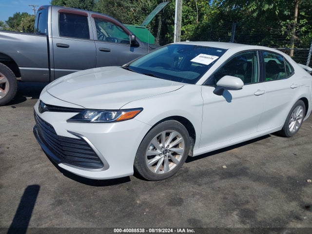 Toyota CAMRY LE 2023 4T1C11AK5PU079731 Image 2