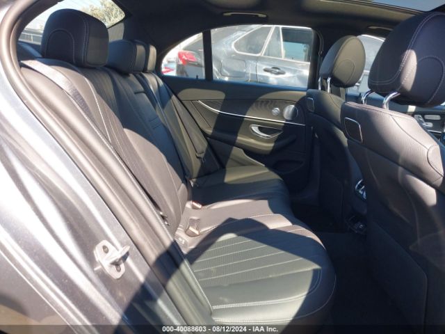 WDDZF4JB2KA528252 Mercedes-Benz E 300
