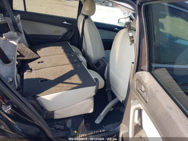 3VV3B7AX4JM091298 Volkswagen Tiguan 2.0t Se/2.0t Sel