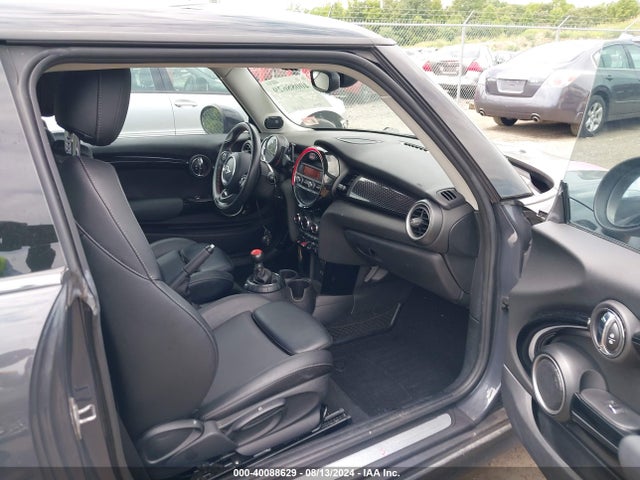 2015 MINI HARDTOP WMWXP7C58FT740569 Photo 4