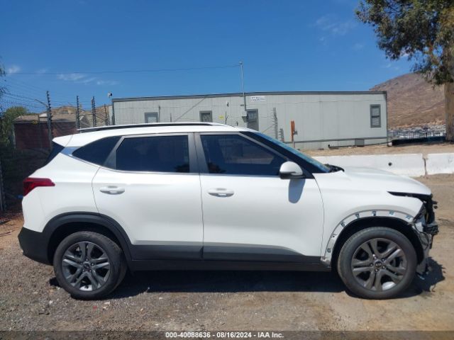 KNDEU2AA3M7106713 KIA SELTOS S