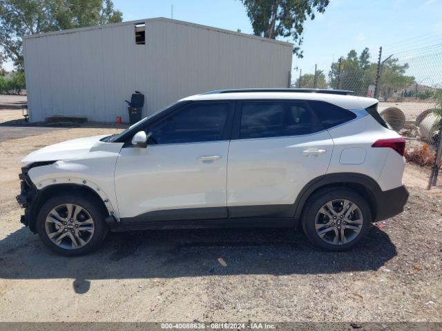 KNDEU2AA3M7106713 KIA SELTOS S