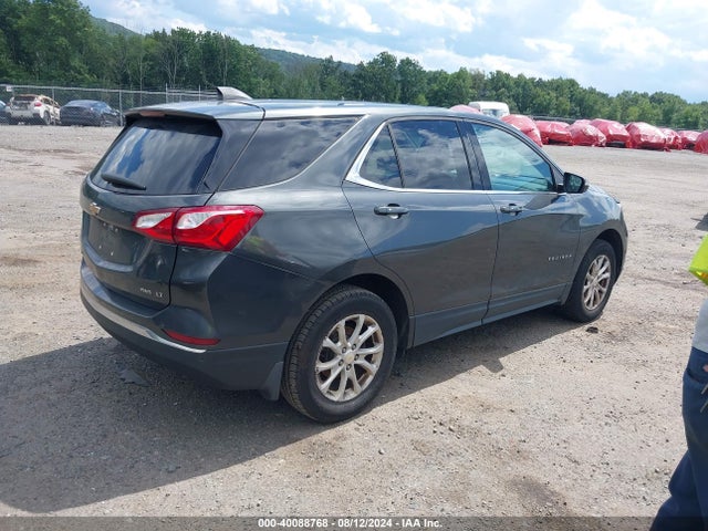 Chevrolet EQUINOX LT 2018 2GNAXSEVXJ6338120 Image 4