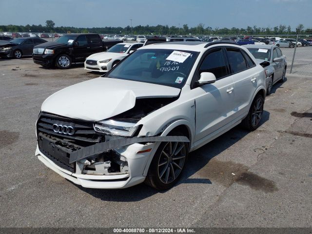 WA1JCCFS1JR010209 Audi Q3 2.0t Premium/2.0t Sport Premium