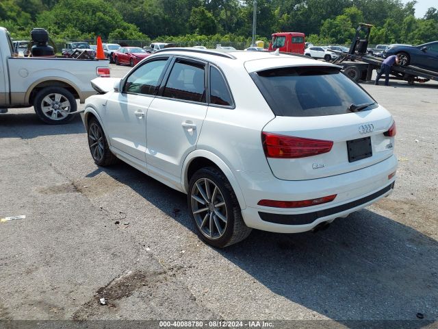 WA1JCCFS1JR010209 Audi Q3 2.0t Premium/2.0t Sport Premium
