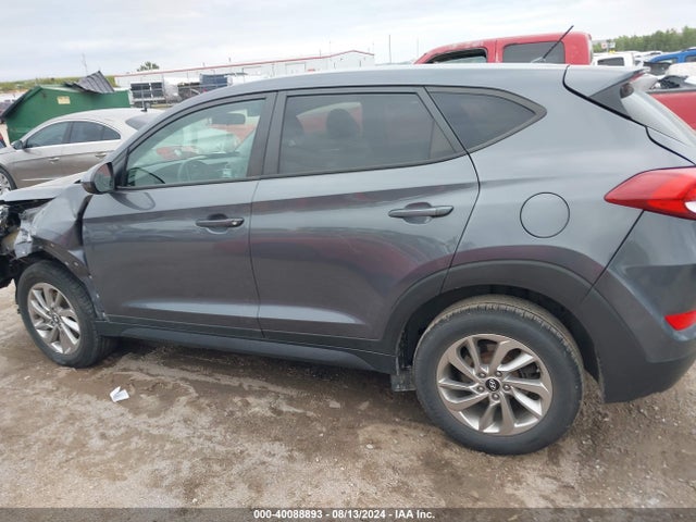 Hyundai TUCSON SE 2018 KM8J23A41JU808137 Image 13