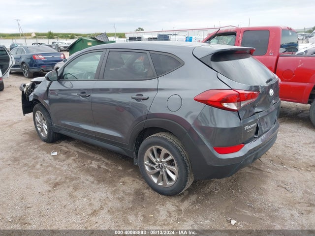 Hyundai TUCSON SE 2018 KM8J23A41JU808137 Image 3