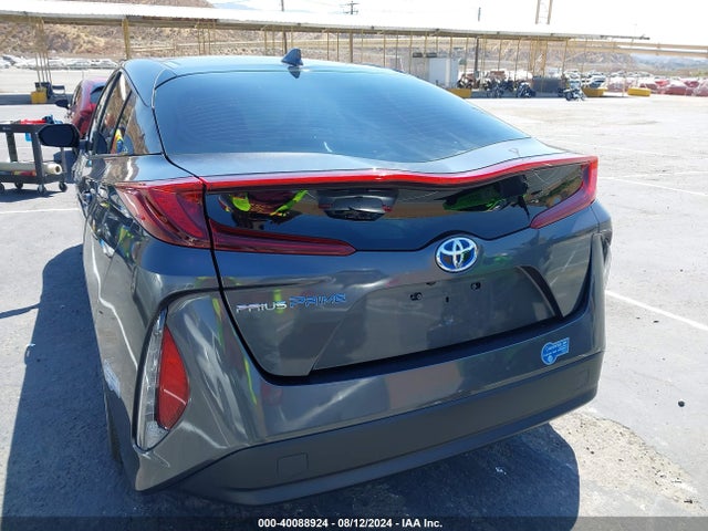 Toyota Prius Prime Premium 2019 JTDKARFPXK3116029 Image 17