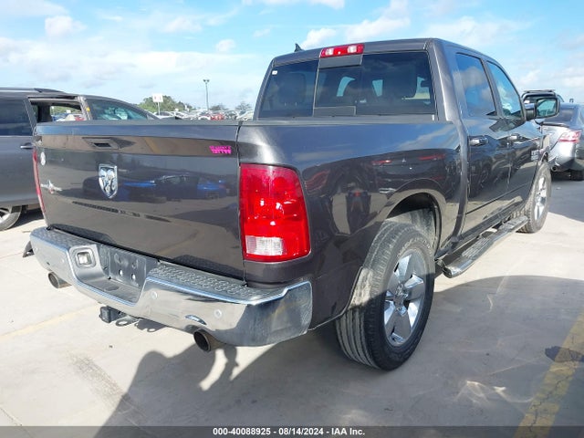 1C6RR6LT6KS526153 RAM 1500 Classic Lone Star  4x2 5'7 Box
