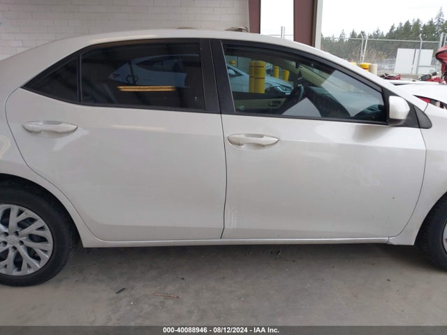 Toyota COROLLA LE 2017 5YFBURHE1HP669381 Image 13