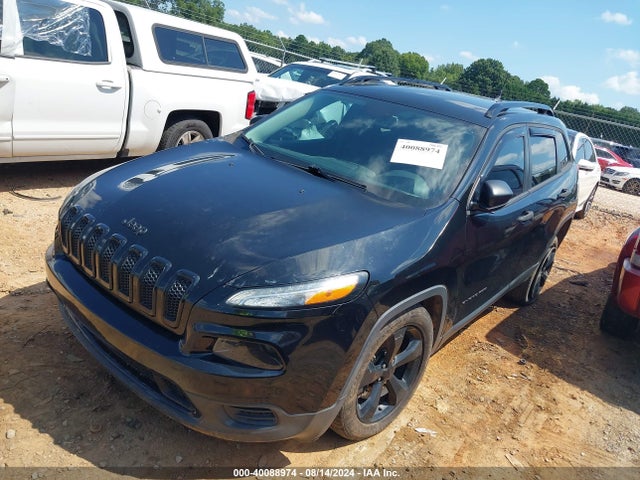 1C4PJMASXHW567117 Jeep Cherokee Altitude 4x4