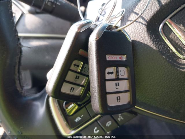1HGCV2F9XJA045704 Honda Accord Touring 2.0t