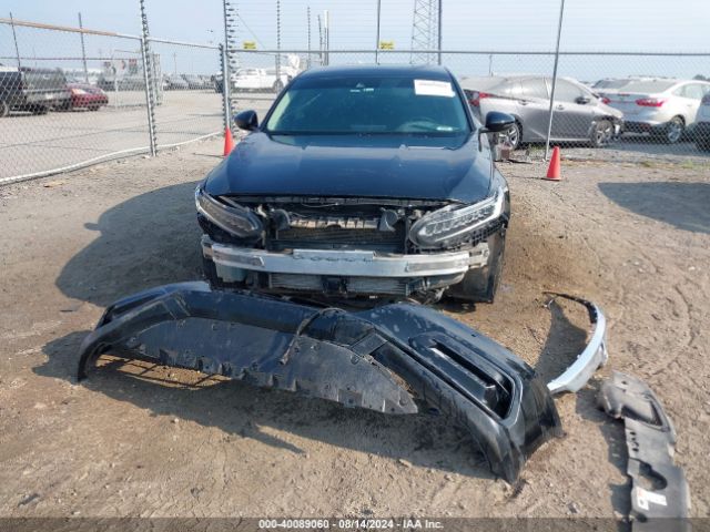 1HGCV2F9XJA045704 Honda Accord Touring 2.0t