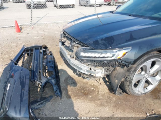 1HGCV2F9XJA045704 Honda Accord Touring 2.0t