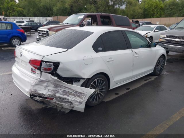 3VWD17AJ0HM392708 Volkswagen Jetta 1.8t Sport
