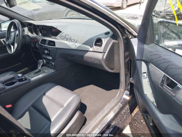 WDDGF8AB4ER324363 Mercedes-Benz C 300 Luxury 4matic/sport 4matic
