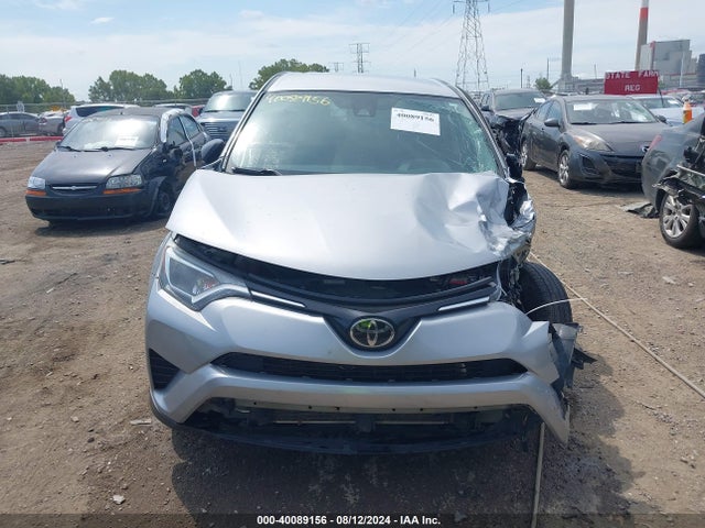 Toyota RAV4 LE 2018 2T3ZFREV2JW432956 Image 11