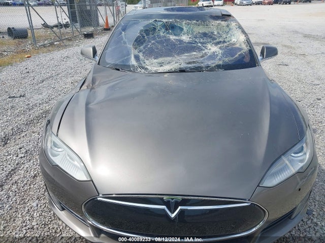 Tesla Model S 60/70/75/85 2016 5YJSA1E1XGF133938 Image 10