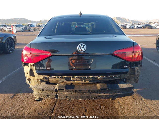 1VWBT7A37GC052944 Volkswagen Passat 1.8t Se