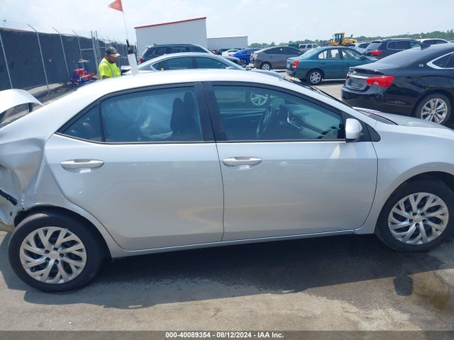 Toyota COROLLA LE 2019 2T1BURHE6KC196178 Image 12