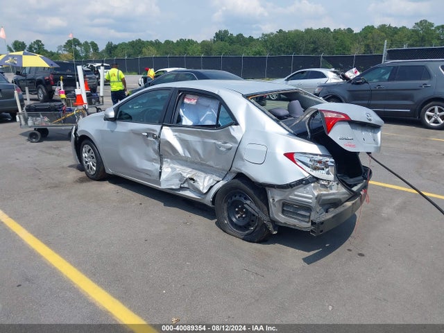 Toyota COROLLA LE 2019 2T1BURHE6KC196178 Image 3
