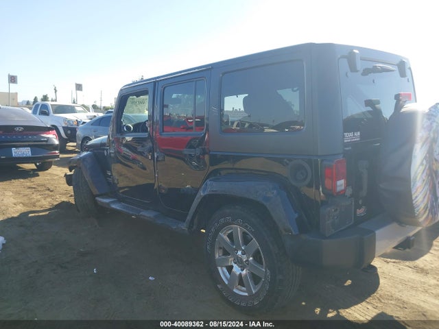 1C4BJWEG0EL271984 Jeep Wrangler Unlimited Sahara